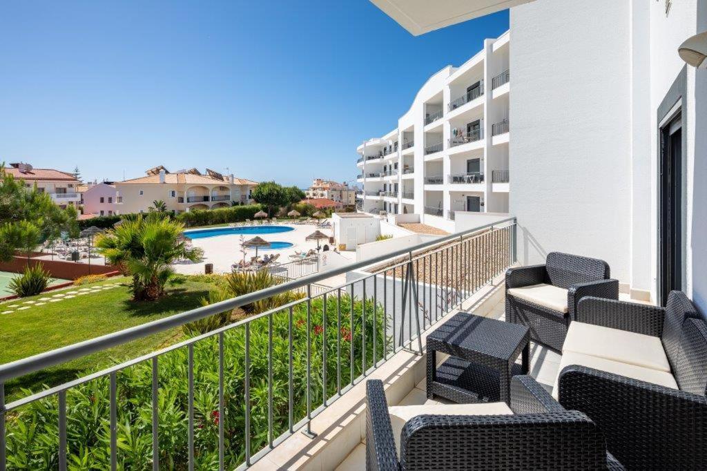 Appartement Vista Das Ondas Olhos de Agua  Eksteriør bilde